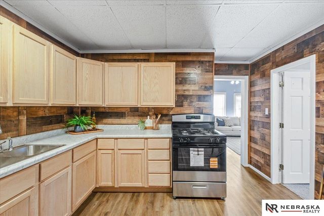 6616 Havelock Avenue, Lincoln, NE 68507