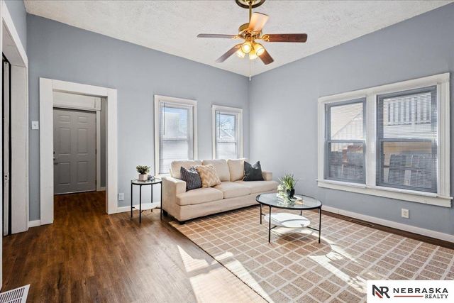 6616 Havelock Avenue, Lincoln, NE 68507