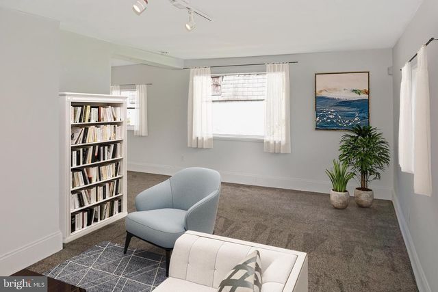 247 E MATSONFORD RD, Conshohocken, PA 19428