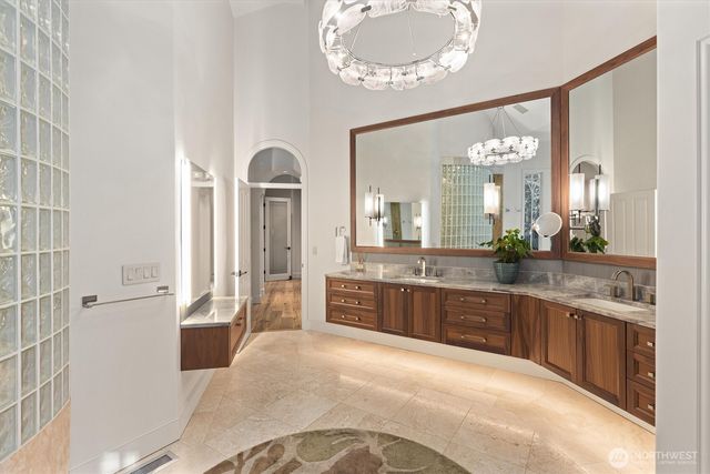 16340 Maplewild Avenue SW, Burien, WA 98166