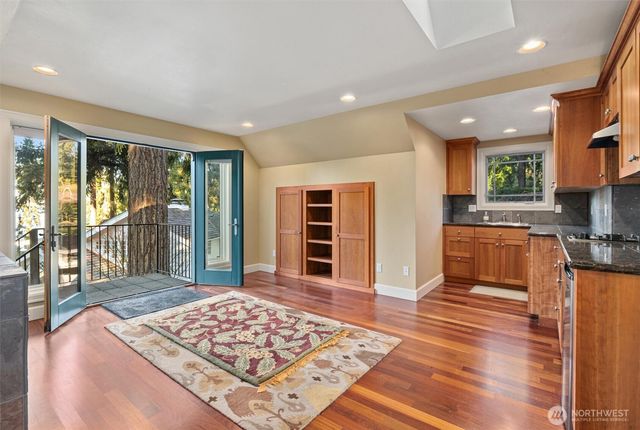 16340 Maplewild Avenue SW, Burien, WA 98166