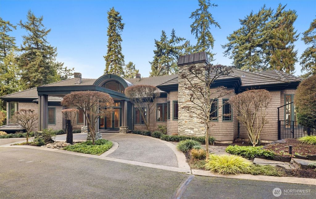 16340 Maplewild Avenue SW, Burien, WA 98166