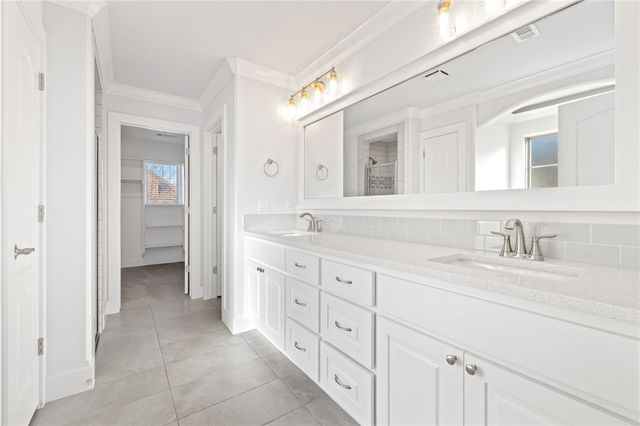 1210 Stoneybrook Lane, Bentonville, AR 72713