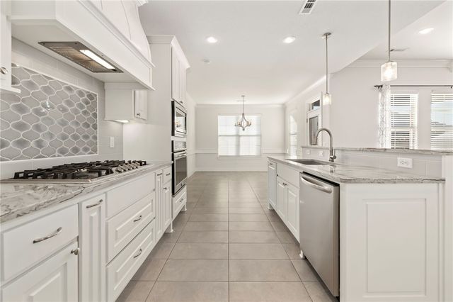 1210 Stoneybrook Lane, Bentonville, AR 72713