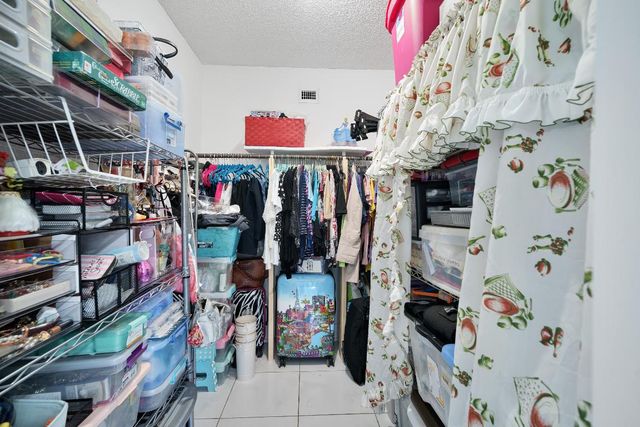 1101 NW 58th Terrace 111, Sunrise, FL 33313