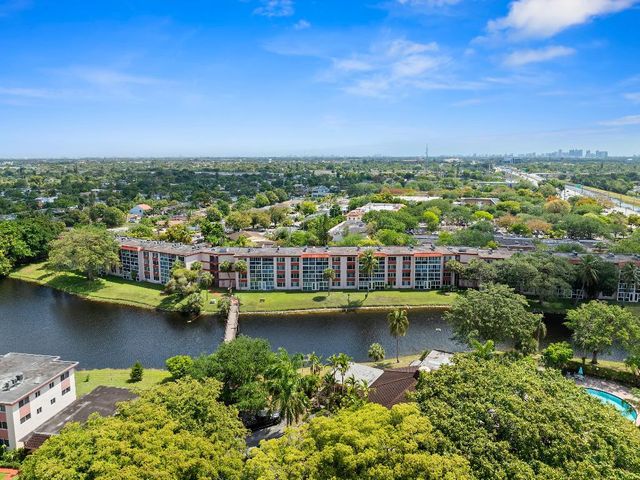 1101 NW 58th Terrace 111, Sunrise, FL 33313