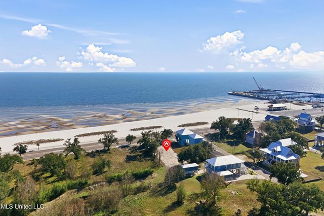 610 E Beach Boulevard, Long Beach, MS 39560