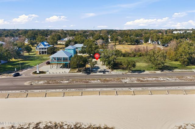 610 E Beach Boulevard, Long Beach, MS 39560