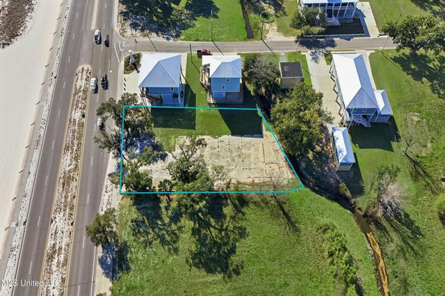 610 E Beach Boulevard, Long Beach, MS 39560