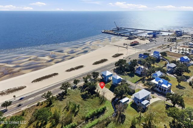 610 E Beach Boulevard, Long Beach, MS 39560