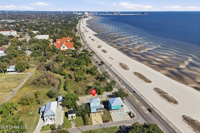 610 E Beach Boulevard, Long Beach, MS 39560