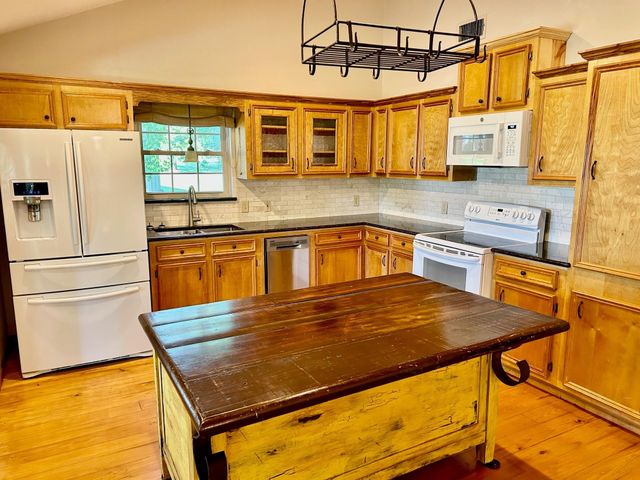 131 Southwood Shores Drive, Coldspring, TX 77331