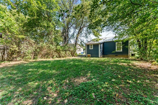 1433 N Garland Avenue, Fayetteville, AR 72703