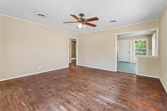 1433 N Garland Avenue, Fayetteville, AR 72703