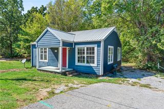 1433 N Garland Avenue, Fayetteville, AR 72703