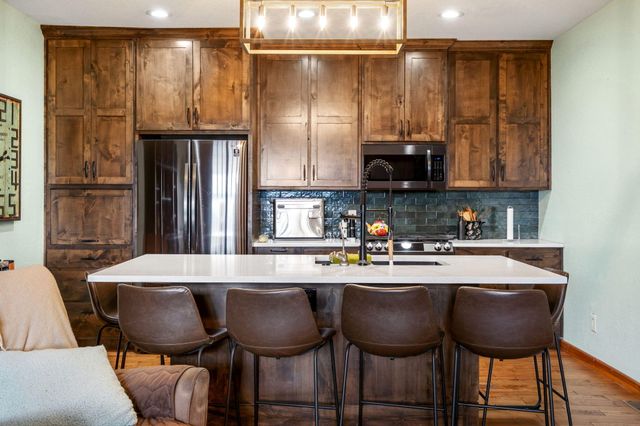 6089 State Hwy Dd 103, Branson West, MO 65737