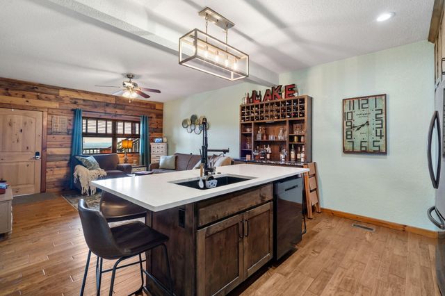 6089 State Hwy Dd 103, Branson West, MO 65737