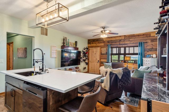 6089 State Hwy Dd 103, Branson West, MO 65737