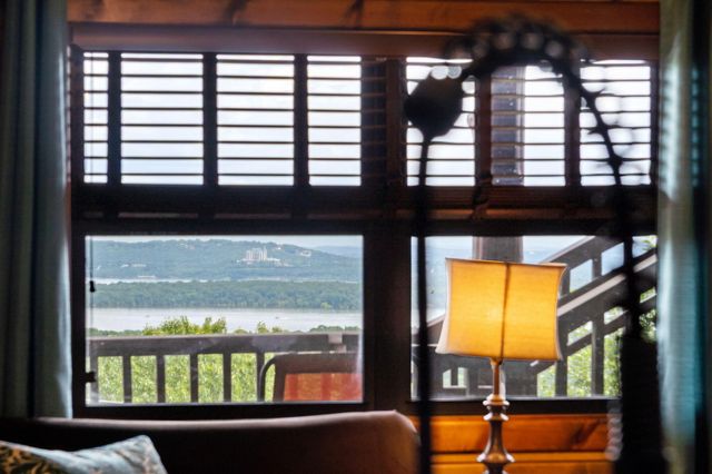 6089 State Hwy Dd 103, Branson West, MO 65737