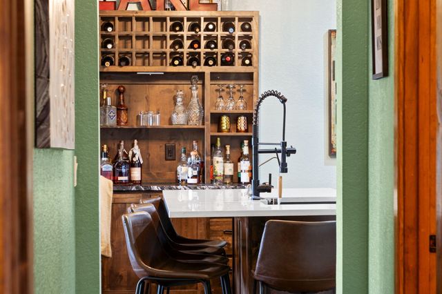 6089 State Hwy Dd 103, Branson West, MO 65737