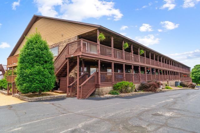 6089 State Hwy Dd 103, Branson West, MO 65737