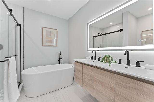 4951 SW 94th Way, Cooper City, FL 33328