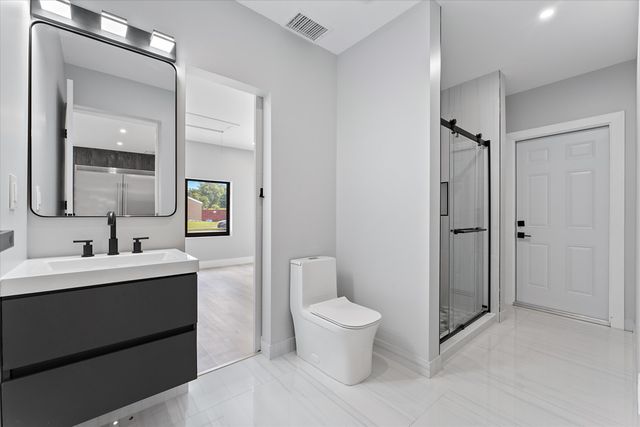 4951 SW 94th Way, Cooper City, FL 33328