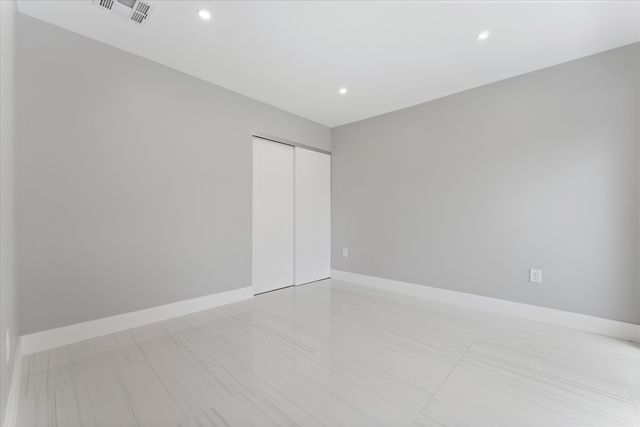 4951 SW 94th Way, Cooper City, FL 33328