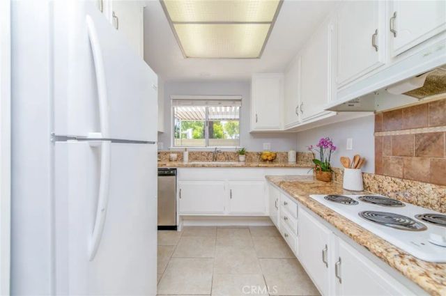 2264 Via Puerta B, Laguna Woods, CA 92637