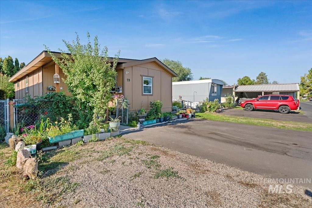 1410 W Flamingo Ave 79, Nampa, ID 83651 photo 3