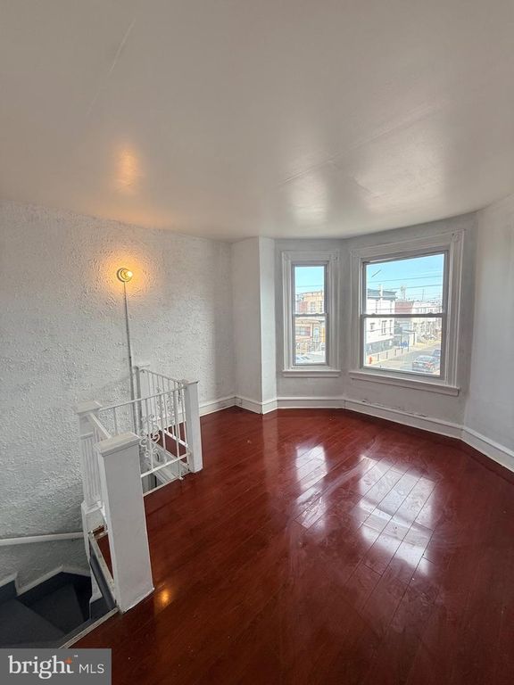 5717 KINGSESSING AVE, Philadelphia, PA 19143