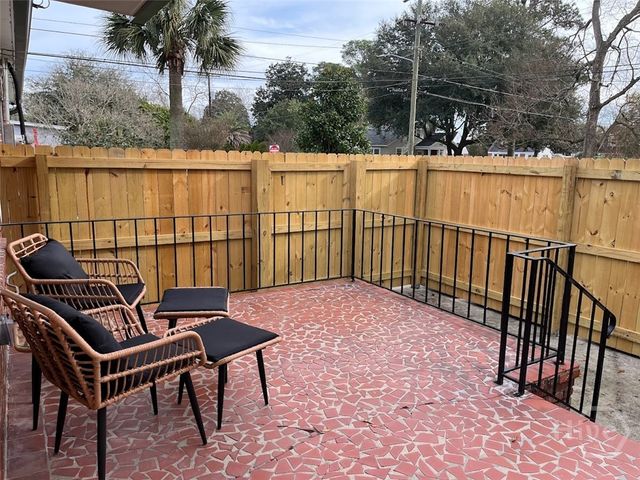 637 Columbus Drive B, Savannah, GA 31405