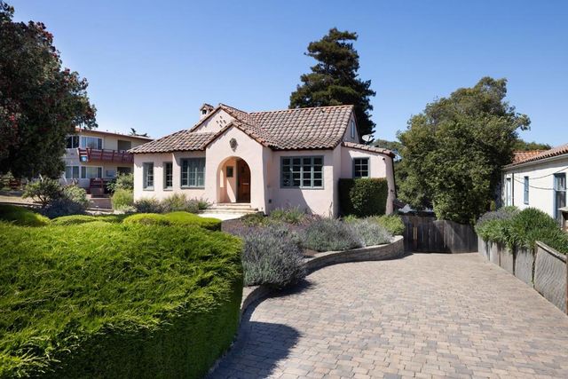 938 Lighthouse Avenue, Pacific Grove, CA 93950