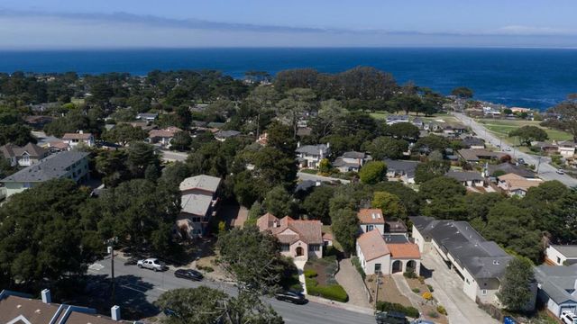 938 Lighthouse Avenue, Pacific Grove, CA 93950