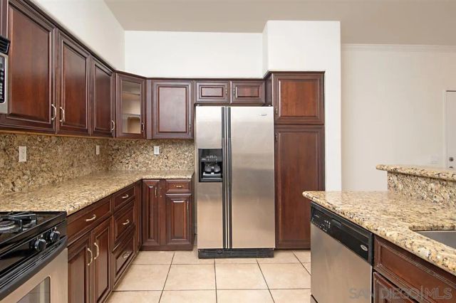 12368 Carmel Country Road 201, San Diego, CA 92130