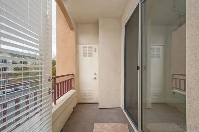 12368 Carmel Country Road 201, San Diego, CA 92130