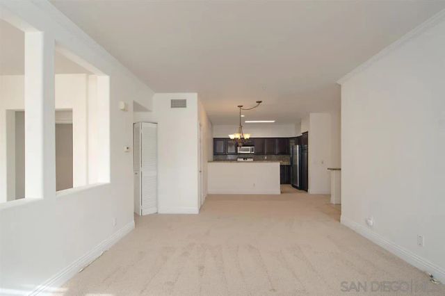 12368 Carmel Country Road 201, San Diego, CA 92130