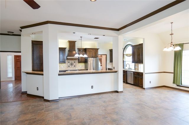 5131 High Bank Dr, Corpus Christi, TX 78413