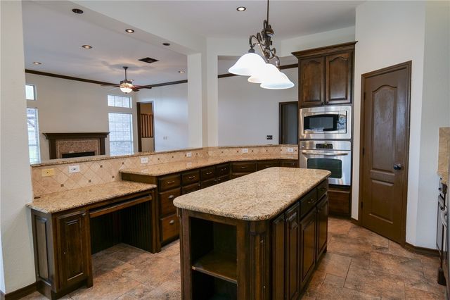 5131 High Bank Dr, Corpus Christi, TX 78413