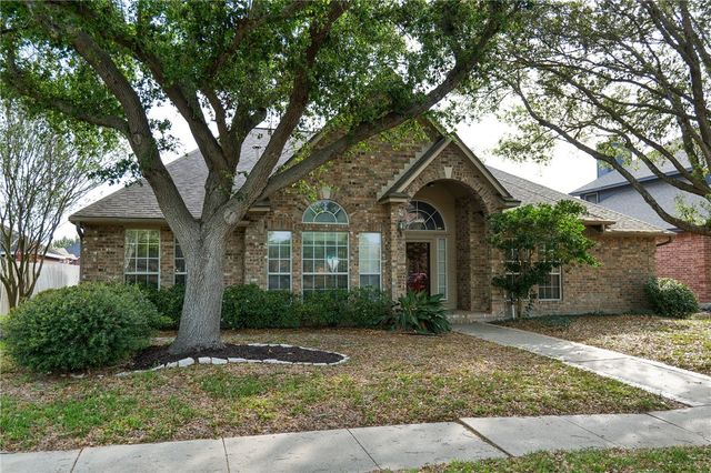 5131 High Bank Dr, Corpus Christi, TX 78413