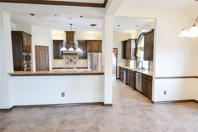 5131 High Bank Dr, Corpus Christi, TX 78413