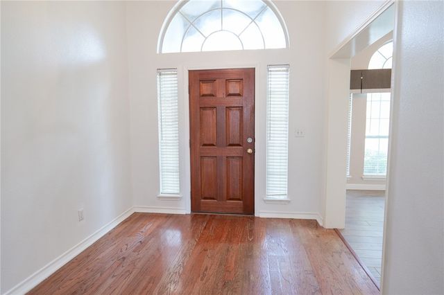 5131 High Bank Dr, Corpus Christi, TX 78413