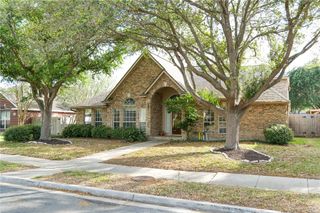 5131 High Bank Dr, Corpus Christi, TX 78413