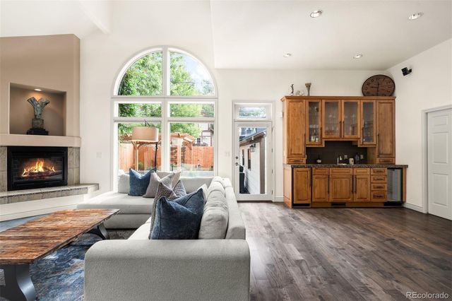 960 S High Street, Denver, CO 80209