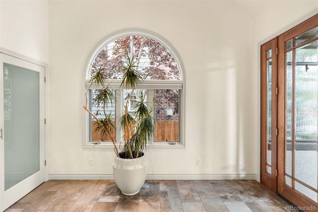 960 S High Street, Denver, CO 80209