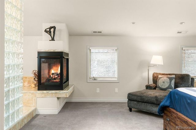 960 S High Street, Denver, CO 80209