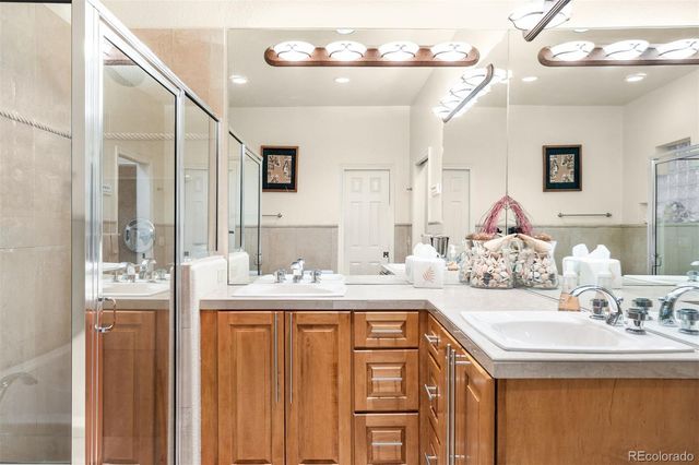 960 S High Street, Denver, CO 80209