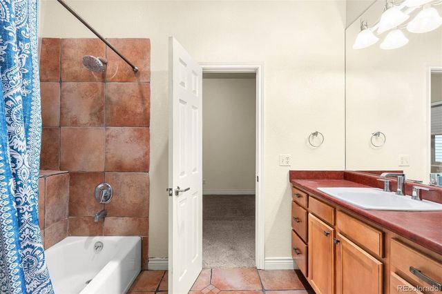 960 S High Street, Denver, CO 80209