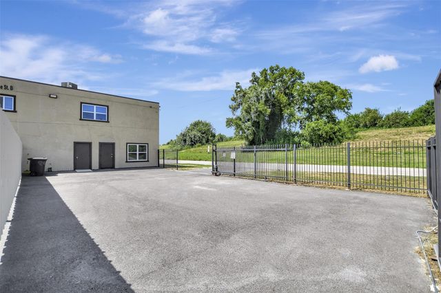 7900 Lane Street A, Houston, TX 77029