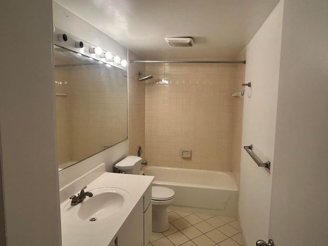 804 BLUE RIDGE Circle, West Palm Beach, FL 33409